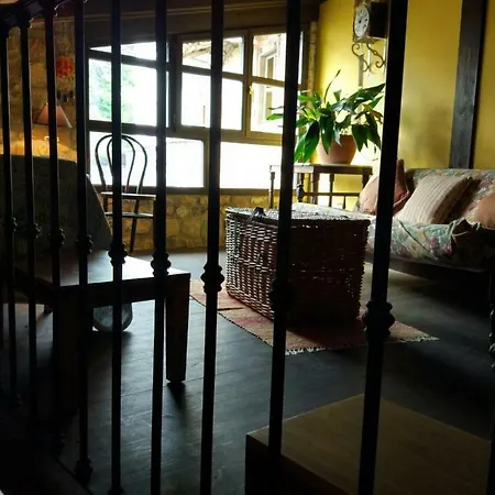 Casa Sopiedra ヌエバ・デ・リャネス