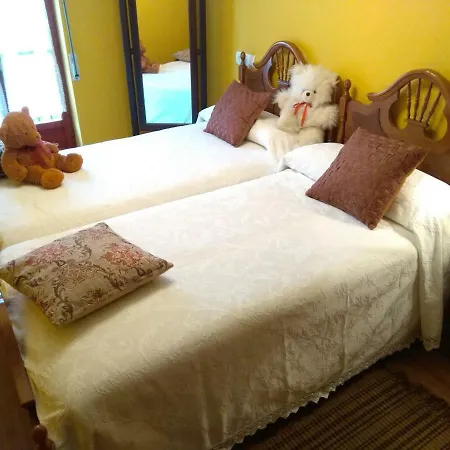 Casa Sopiedra بيت للعطل